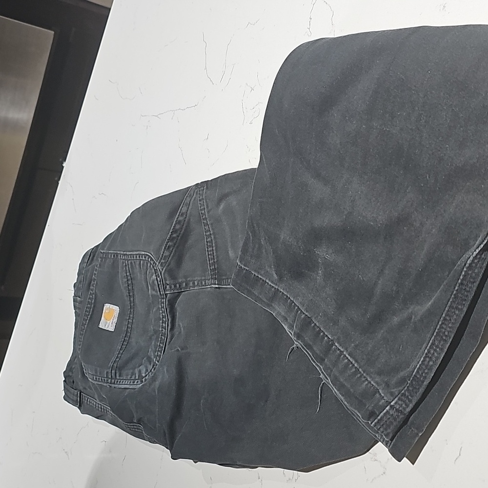 Carhartt cargo pants size 33x34